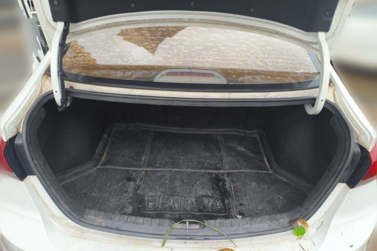Used Hyundai Elantra (6th Generation / Lingdong) 2016 1.6L Automatic ZhiXuan – Elite Version Trunk