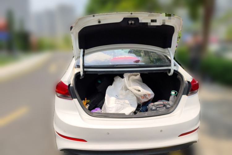 Used Hyundai Elantra (6th Generation / Lingdong) 2016 1.6L Automatic ZhiXuan – Elite Version Trunk