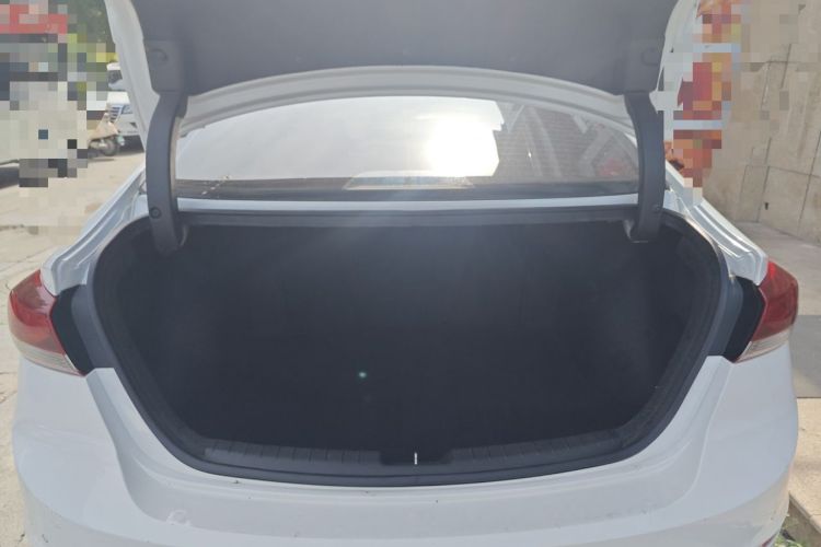 Used Hyundai Elantra (6th Generation / Lingdong) 2016 1.6L Automatic ZhiXuan – Elite Version Trunk