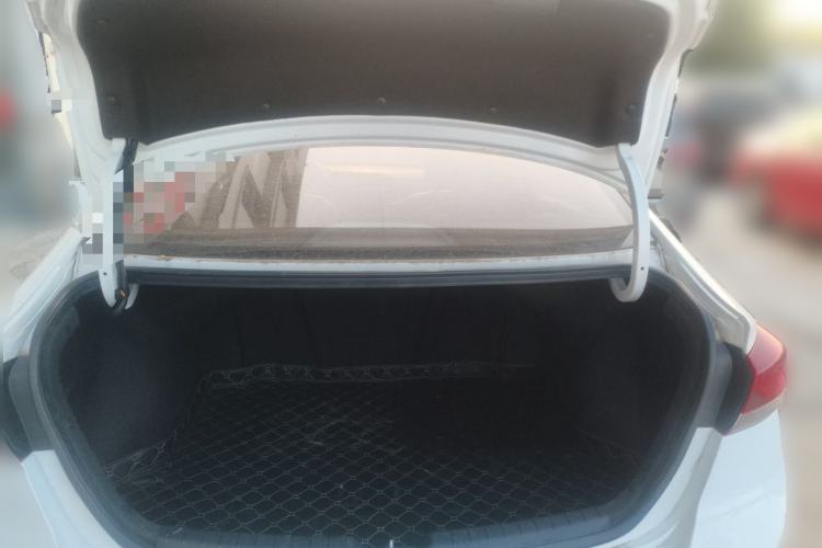 Used Hyundai Elantra (6th Generation / Lingdong) 2016 1.6L Automatic ZhiXuan – Elite Version Trunk