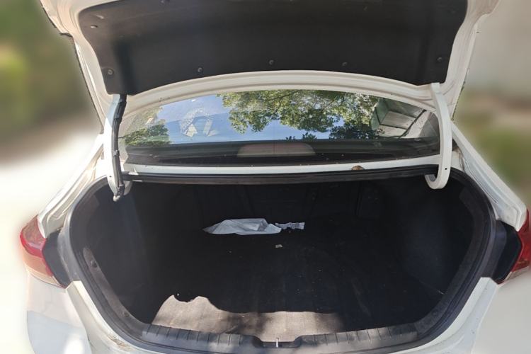 Used Hyundai Elantra (6th Generation / Lingdong) 2016 1.6L Automatic ZhiXuan – Elite Version Trunk