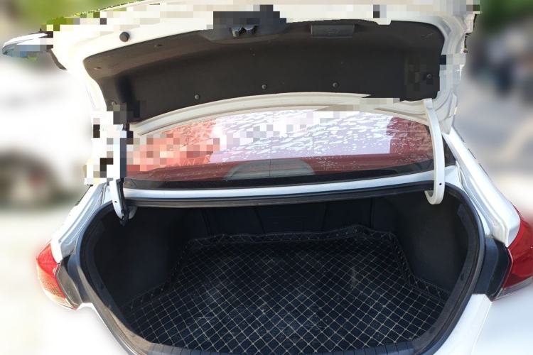 Used Hyundai Elantra (6th Generation / Lingdong) 2016 1.6L Automatic ZhiXuan – Elite Version Trunk
