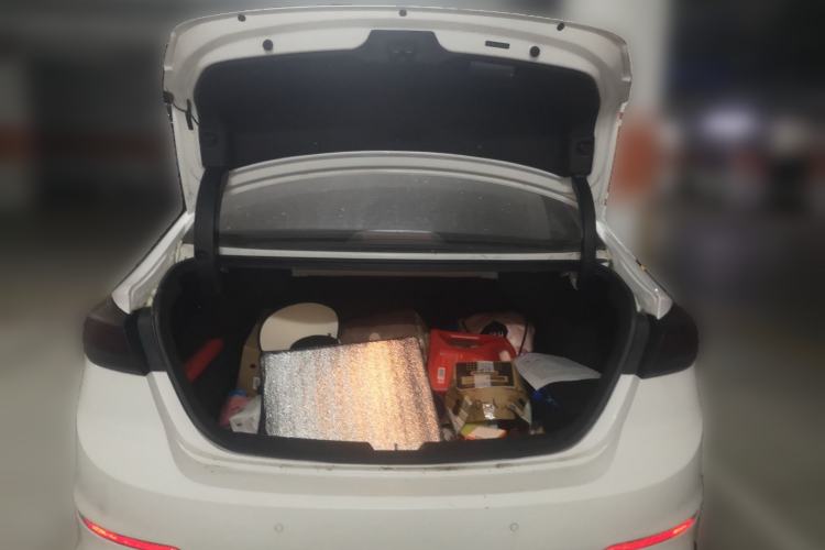 Used Hyundai Elantra (6th Generation / Lingdong) 2016 1.6L Automatic ZhiXuan – Elite Version Trunk