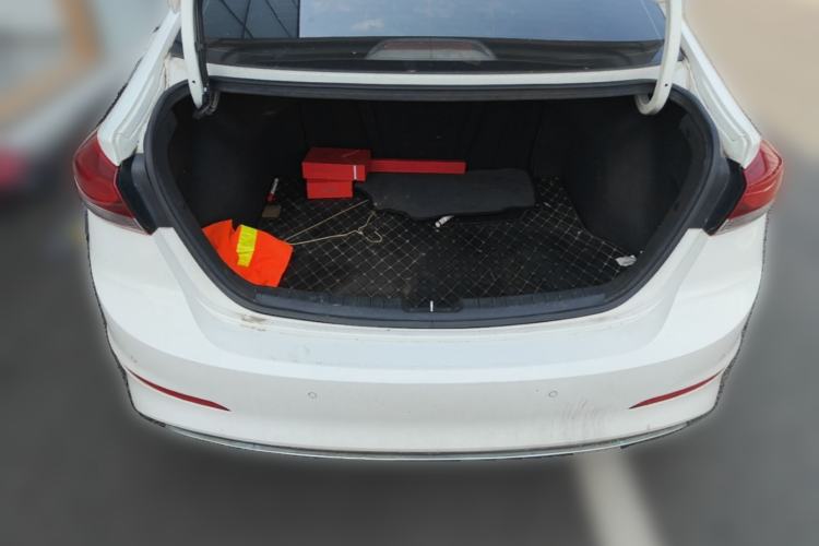 Used Hyundai Elantra (6th Generation / Lingdong) 2016 1.6L Automatic ZhiXuan – Elite Version Trunk