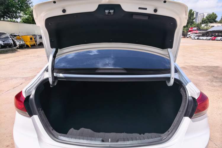 Used Hyundai Elantra (6th Generation / Lingdong) 2016 1.6L Automatic ZhiXuan – Elite Version Trunk