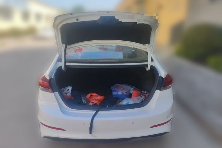 Used Hyundai Elantra (6th Generation / Lingdong) 2016 1.6L Manual ZhiXuan · Dynamic Model Trunk