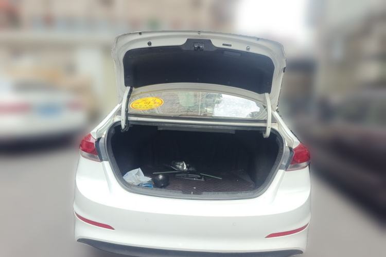 Used Hyundai Elantra (6th Generation / Lingdong) 2016 1.6L Automatic ZhiXuan – Elite Version Trunk