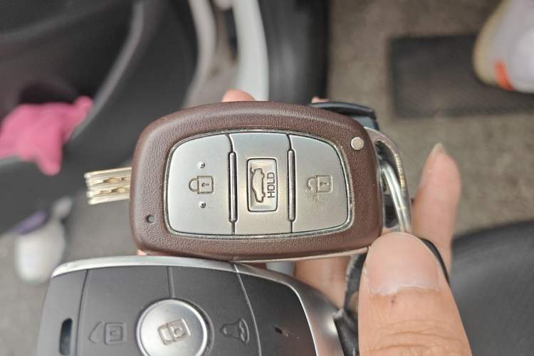 Used Hyundai Elantra (6th Generation / Lingdong) 2016 1.6L Automatic ZhiXuan – Elite Version Vehicle Key