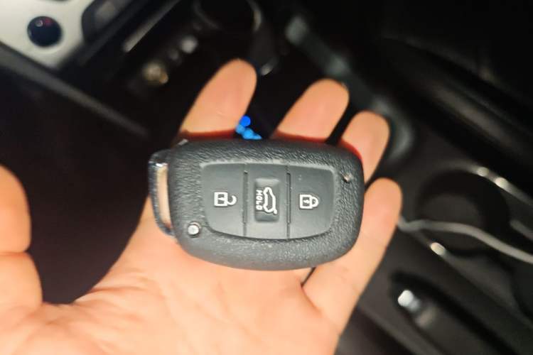 Used Hyundai Elantra (6th Generation / Lingdong) 2016 1.6L Automatic ZhiXuan – Elite Version Vehicle Key