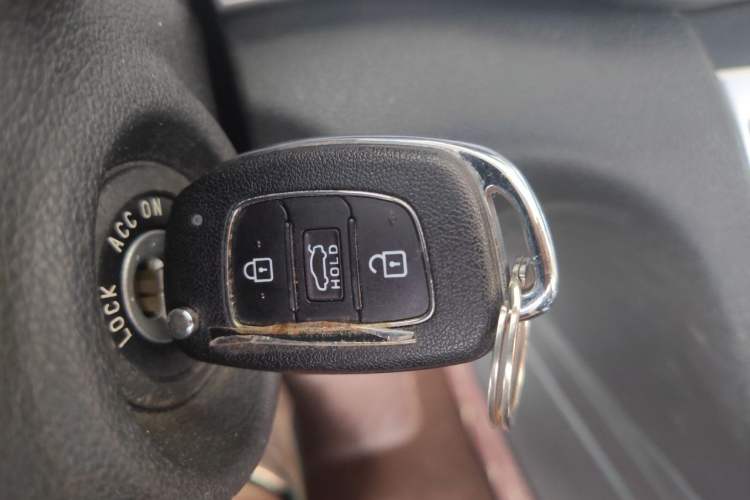 Used Hyundai Elantra (6th Generation / Lingdong) 2016 1.6L Automatic ZhiXuan – Elite Version Vehicle Key