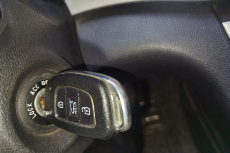 Used Hyundai Elantra (6th Generation / Lingdong) 2016 1.6L Automatic ZhiXuan – Elite Version Vehicle Key