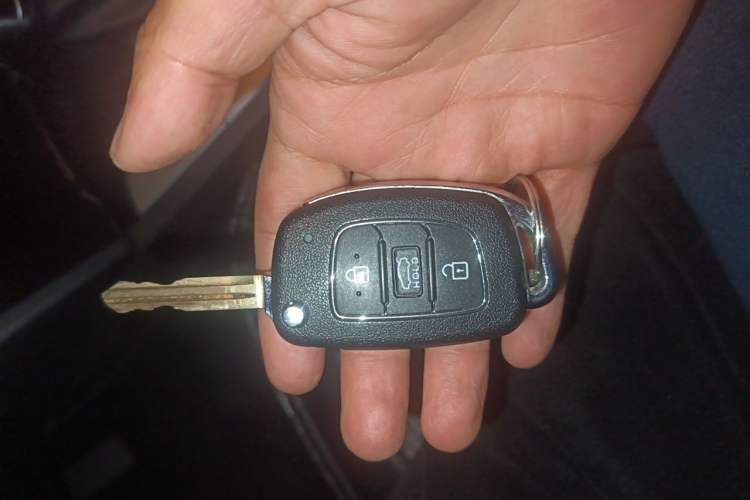 Used Hyundai Elantra (6th Generation / Lingdong) 2016 1.6L Automatic ZhiXuan – Elite Version Vehicle Key