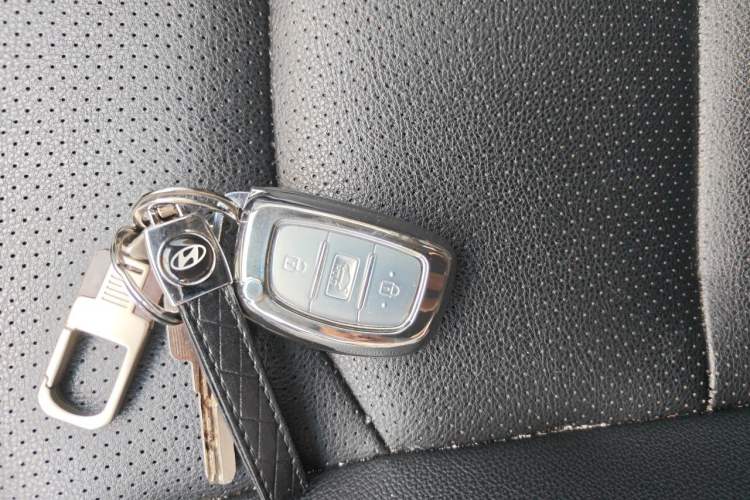 Used Hyundai Elantra (6th Generation / Lingdong) 2016 1.6L Automatic ZhiXuan – Elite Version Vehicle Key