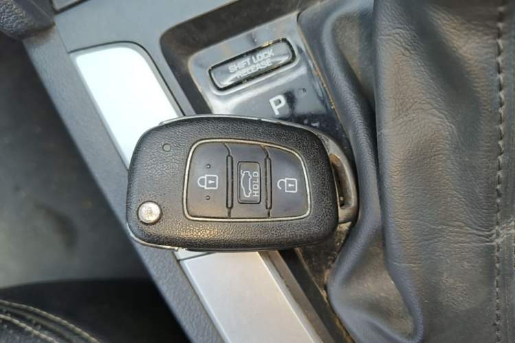 Used Hyundai Elantra (6th Generation / Lingdong) 2016 1.6L Automatic ZhiXuan – Elite Version Vehicle Key