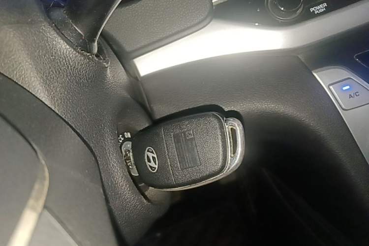Used Hyundai Elantra (6th Generation / Lingdong) 2016 1.6L Automatic ZhiXuan – Elite Version Vehicle Key