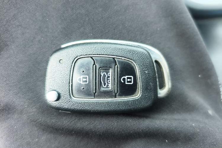 Used Hyundai Elantra (6th Generation / Lingdong) 2016 1.6L Automatic ZhiXuan – Elite Version Vehicle Key