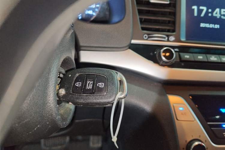 Used Hyundai Elantra (6th Generation / Lingdong) 2016 1.6L Automatic ZhiXuan – Elite Version Vehicle Key