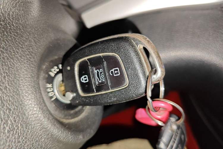 Used Hyundai Elantra (6th Generation / Lingdong) 2016 1.6L Automatic ZhiXuan – Elite Version Vehicle Key
