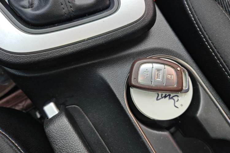 Used Hyundai Elantra (6th Generation / Lingdong) 2016 1.6L Automatic ZhiXuan – Elite Version Vehicle Key