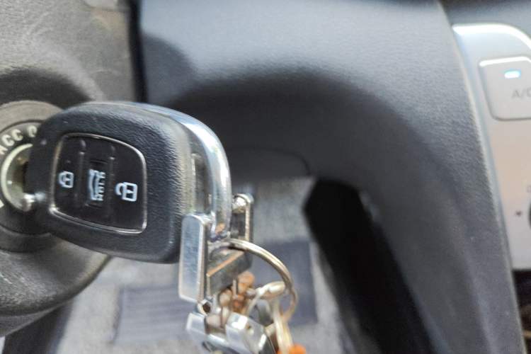 Used Hyundai Elantra (6th Generation / Lingdong) 2016 1.6L Automatic ZhiXuan – Elite Version Vehicle Key