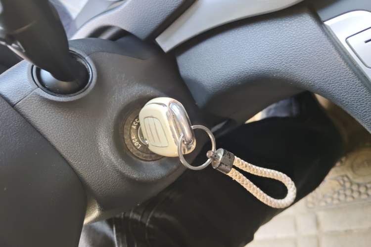 Used Hyundai Elantra (6th Generation / Lingdong) 2016 1.6L Automatic ZhiXuan – Elite Version Vehicle Key