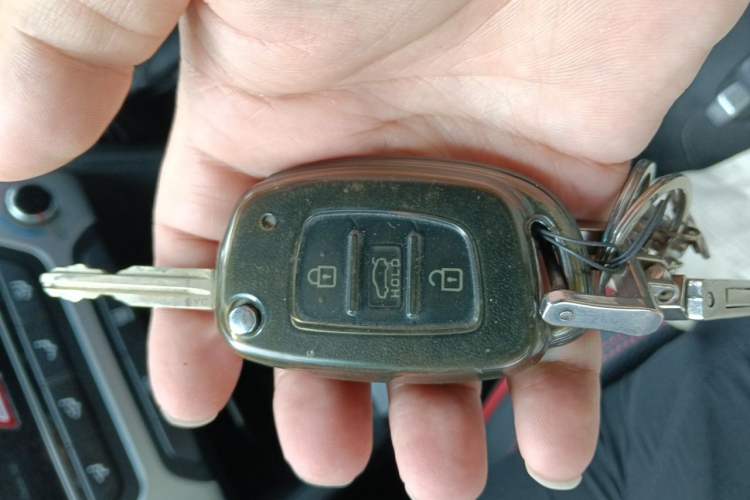 Used Hyundai Elantra (6th Generation / Lingdong) 2016 1.6L Automatic ZhiXuan – Elite Version Vehicle Key