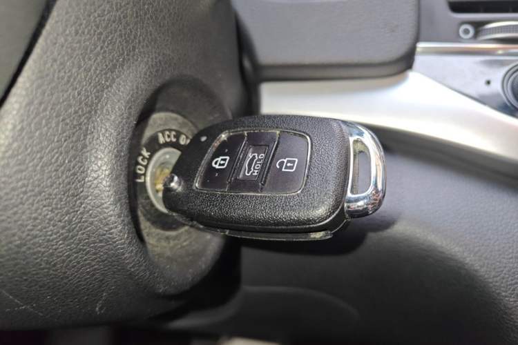 Used Hyundai Elantra (6th Generation / Lingdong) 2016 1.6L Automatic ZhiXuan – Elite Version Vehicle Key