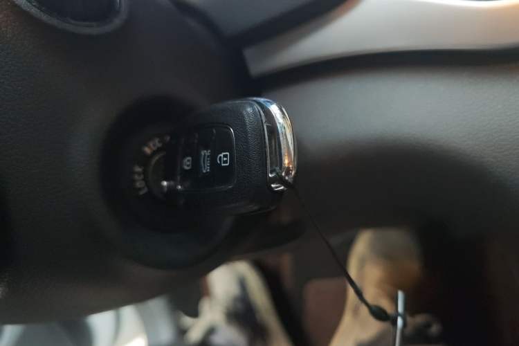 Used Hyundai Elantra (6th Generation / Lingdong) 2016 1.6L Automatic ZhiXuan – Elite Version Vehicle Key