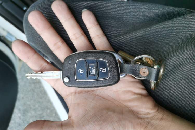 Used Hyundai Elantra (6th Generation / Lingdong) 2016 1.6L Manual ZhiXuan · Dynamic Model Vehicle Key