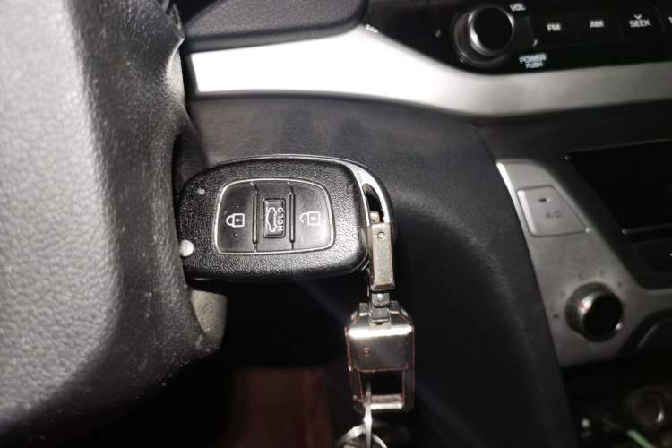 Used Hyundai Elantra (6th Generation / Lingdong) 2016 1.6L Automatic ZhiXuan – Elite Version Vehicle Key