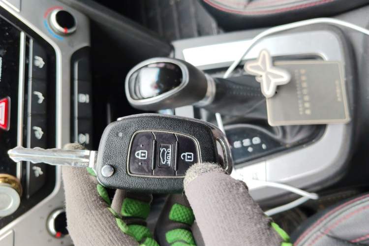 Used Hyundai Elantra (6th Generation / Lingdong) 2016 1.6L Automatic ZhiXuan – Elite Version Vehicle Key