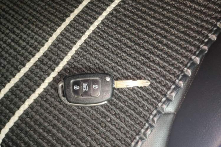 Used Hyundai Elantra (6th Generation / Lingdong) 2016 1.6L Automatic ZhiXuan – Elite Version Vehicle Key