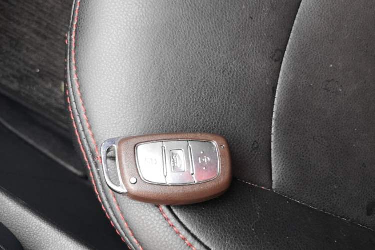 Used Hyundai Elantra (6th Generation / Lingdong) 2016 1.6L Automatic ZhiXuan – Elite Version Vehicle Key