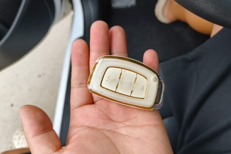 Used Hyundai Elantra (6th Generation / Lingdong) 2016 1.6L Automatic ZhiXuan – Elite Version Vehicle Key