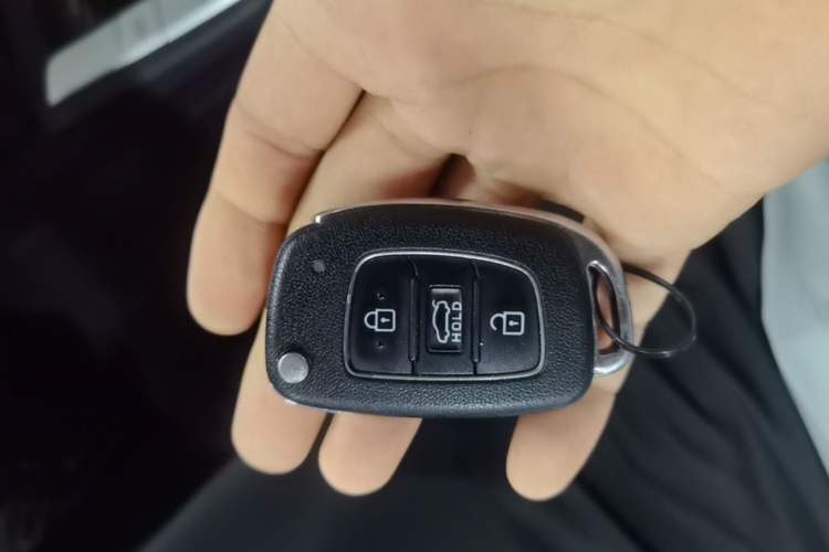 Used Hyundai Elantra (6th Generation / Lingdong) 2016 1.6L Automatic ZhiXuan – Elite Version Vehicle Key