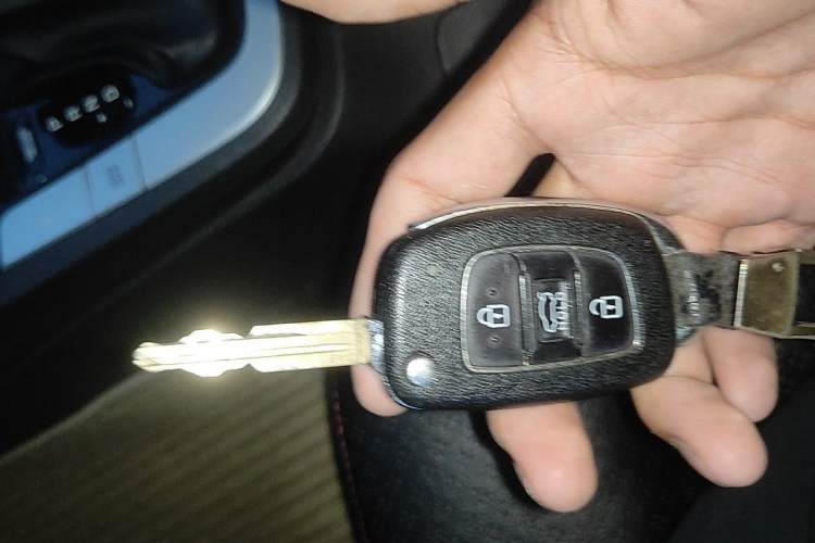 Used Hyundai Elantra (6th Generation / Lingdong) 2016 1.6L Automatic ZhiXuan – Elite Version Vehicle Key