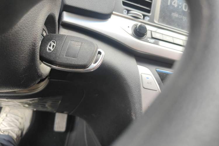 Used Hyundai Elantra (6th Generation / Lingdong) 2016 1.6L Automatic ZhiXuan – Elite Version Vehicle Key