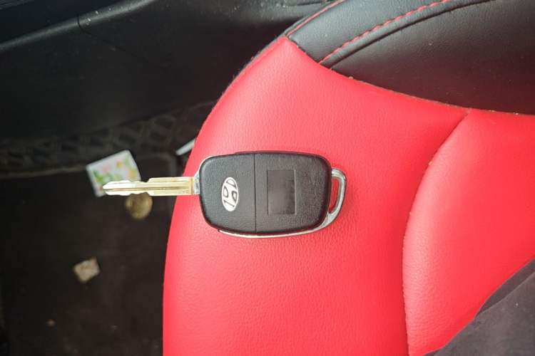 Used Hyundai Elantra (6th Generation / Lingdong) 2016 1.6L Automatic ZhiXuan – Elite Version Vehicle Key