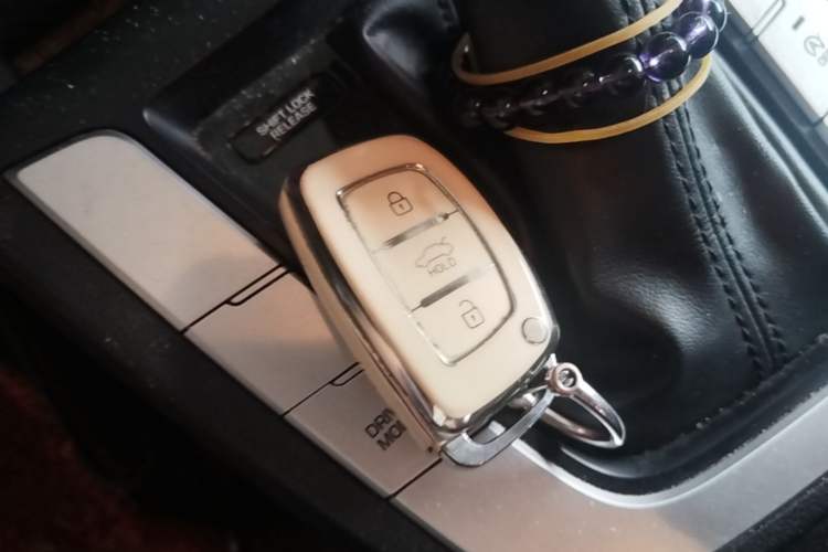 Used Hyundai Elantra (6th Generation / Lingdong) 2016 1.6L Automatic ZhiXuan – Elite Version Vehicle Key