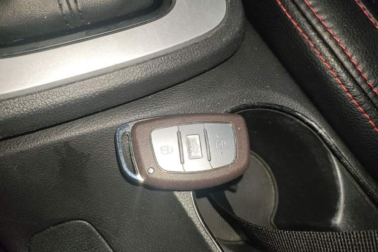 Used Hyundai Elantra (6th Generation / Lingdong) 2016 1.6L Automatic ZhiXuan – Elite Version Vehicle Key