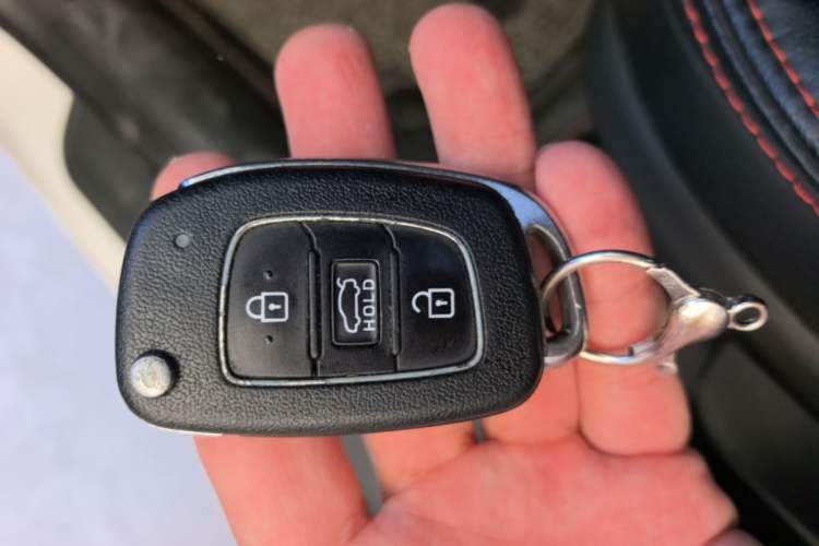 Used Hyundai Elantra (6th Generation / Lingdong) 2016 1.6L Automatic ZhiXuan – Elite Version Vehicle Key