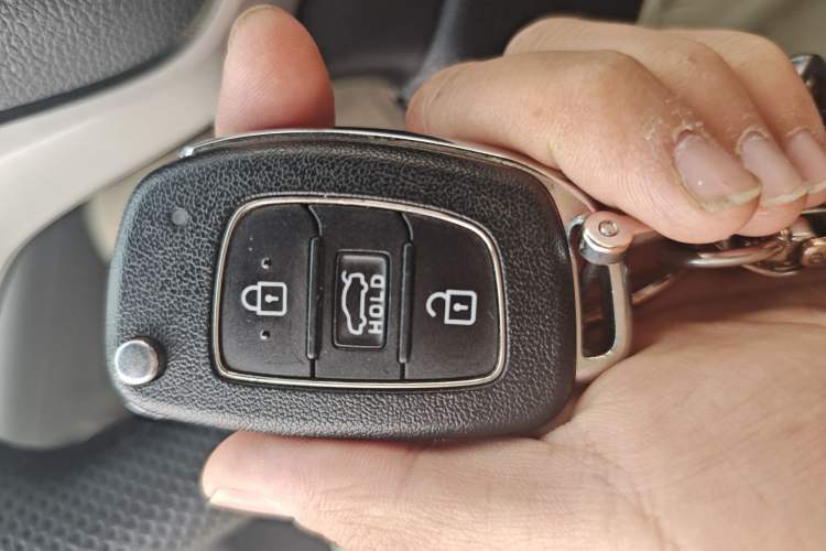 Used Hyundai Elantra (6th Generation / Lingdong) 2016 1.6L Automatic ZhiXuan – Elite Version Vehicle Key