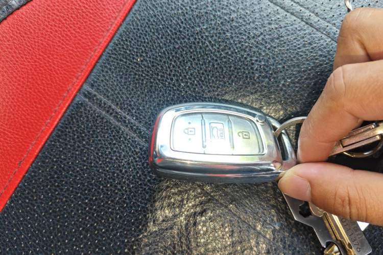 Used Hyundai Elantra (6th Generation / Lingdong) 2016 1.6L Automatic ZhiXuan – Elite Version Vehicle Key
