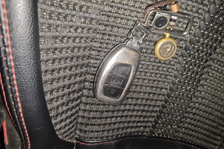 Used Hyundai Elantra (6th Generation / Lingdong) 2016 1.6L Automatic ZhiXuan – Elite Version Vehicle Key
