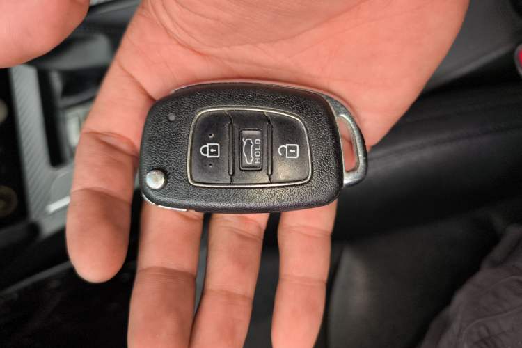 Used Hyundai Elantra (6th Generation / Lingdong) 2016 1.6L Automatic ZhiXuan – Elite Version Vehicle Key