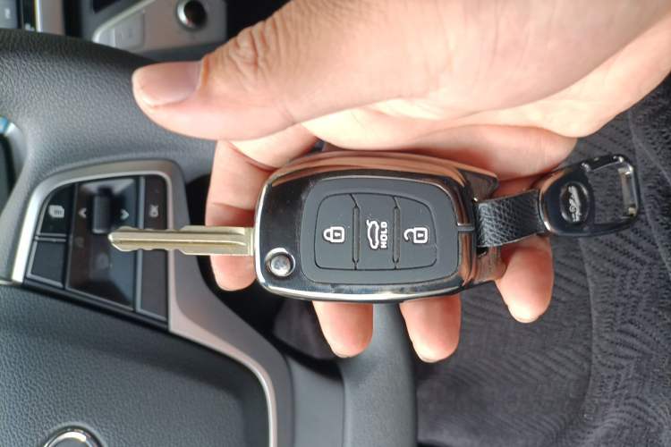 Used Hyundai Elantra (6th Generation / Lingdong) 2016 1.6L Automatic ZhiXuan – Elite Version Vehicle Key