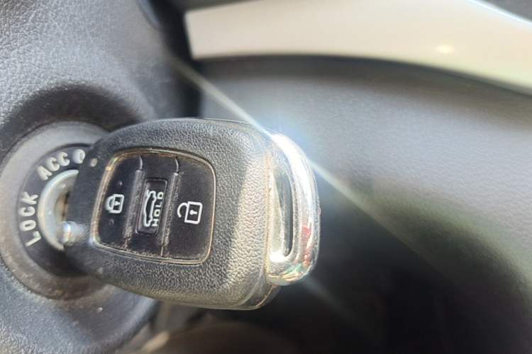 Used Hyundai Elantra (6th Generation / Lingdong) 2016 1.6L Automatic ZhiXuan – Elite Version Vehicle Key