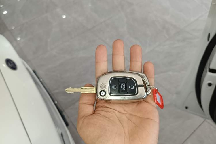 Used Hyundai Elantra (6th Generation / Lingdong) 2016 1.6L Automatic ZhiXuan – Elite Version Vehicle Key