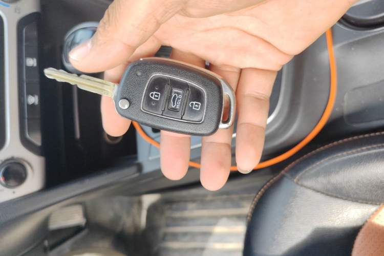 Used Hyundai Elantra (6th Generation / Lingdong) 2016 1.6L Automatic ZhiXuan – Elite Version Vehicle Key