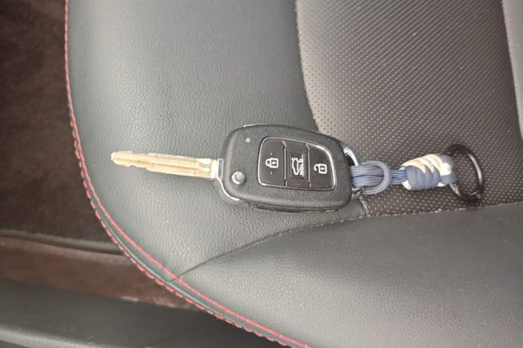 Used Hyundai Elantra (6th Generation / Lingdong) 2016 1.6L Automatic ZhiXuan – Elite Version Vehicle Key